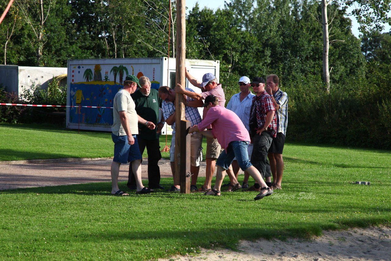 Bild 463 - Vogelschiessen am 18.8.12